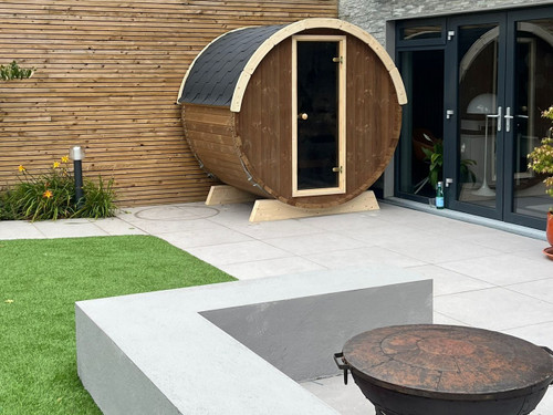Finnish style outdoor barrel sauna